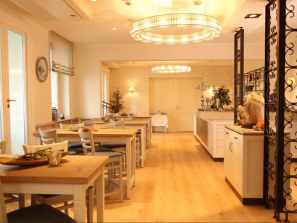 照片: Brasserie Benz